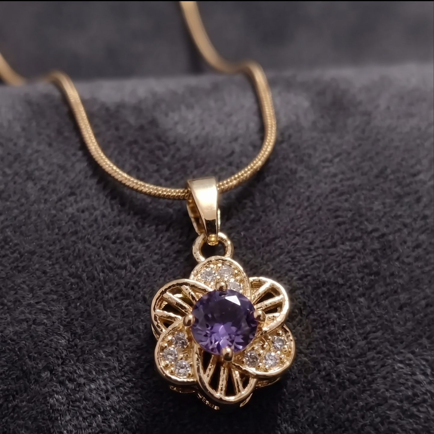 Exquisite Gold-Plated Filigree Flower Pendant Necklace with Brilliant Purple Amethyst CZ and Pave Setting